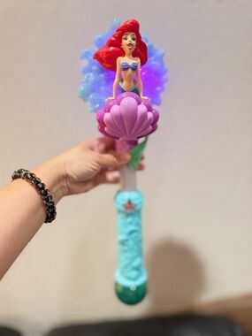 Mermaid Bubble Wand with Purple Shell and Aqua Handle